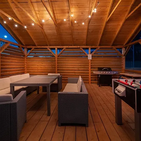 Nowe Διαμέρισμα *